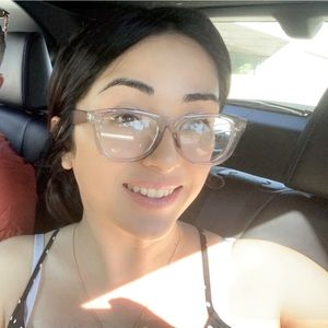 Meet your Posher, Angelita